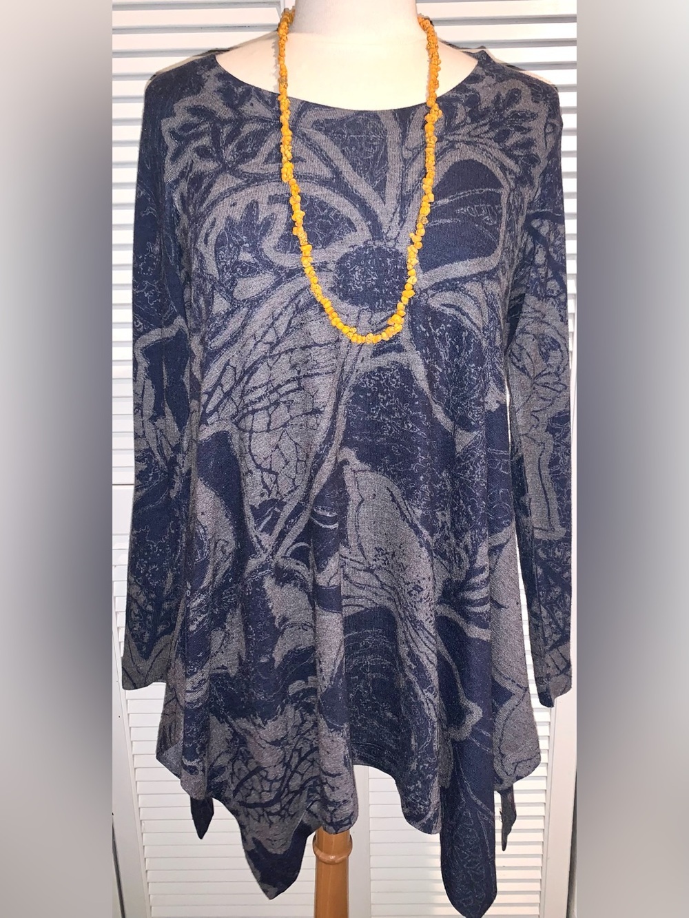 Soft Surroundings Renaissance Swing Tunic handkerchief hem Gray Blue